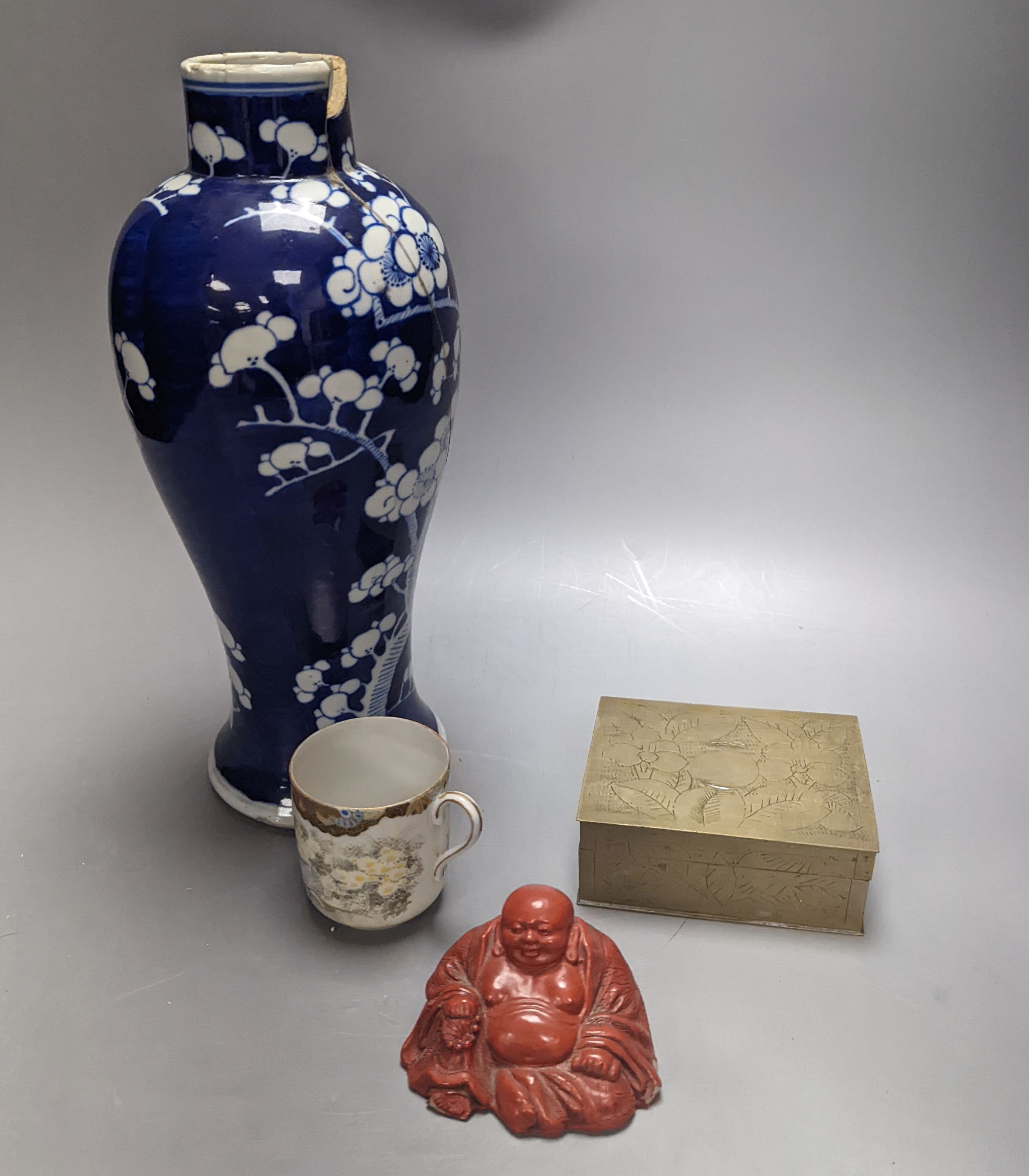 A Chinese Canton enamel dish, 22.5 cm and a Chinese famille rose salt cellar, Qing dynasty